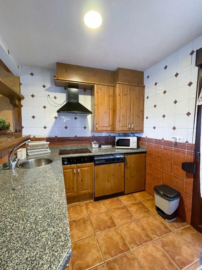 La Nava De Gredos Acogedor Piso Con Vistas Apartment Navarredonda de Gredos Bagian luar foto